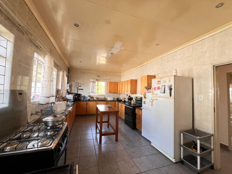 4 Bedroom Property for Sale in Protea Park North West